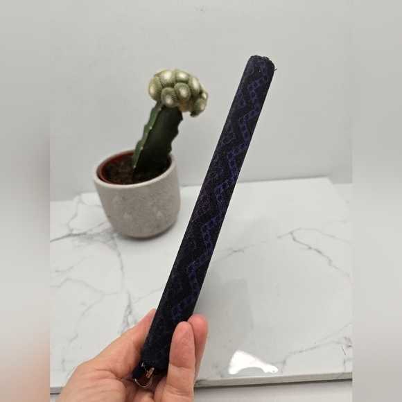 Bohemian | colorfull purple elephant print large zip-up wallet - Picture 4 of 8